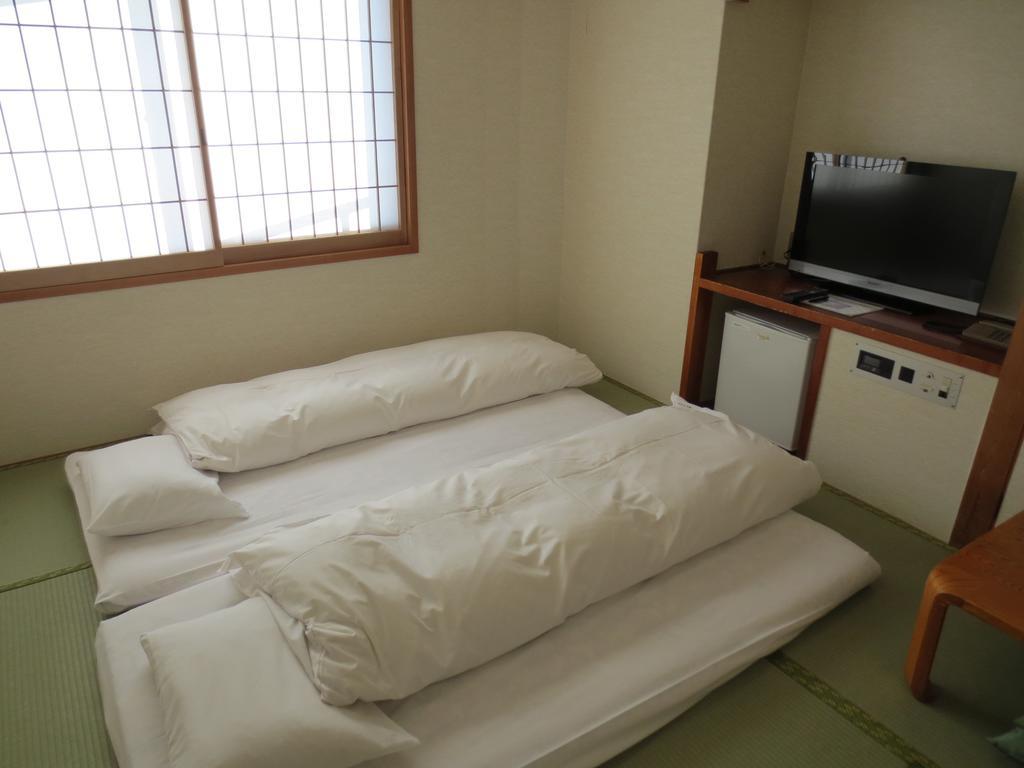 Hotel Minatoya Kōchi Zimmer foto